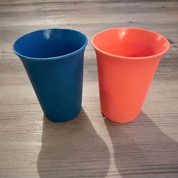 Tupperware Other - 2 VTG Tupperware plastic kids blue and orange cups